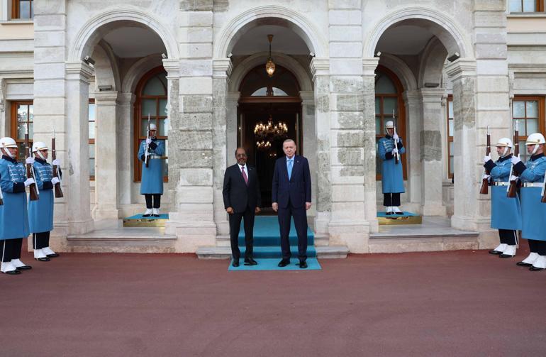 Cumhurbaşkanı Erdoğan Somali Cumhurbaşkanı ile bir araya geldi