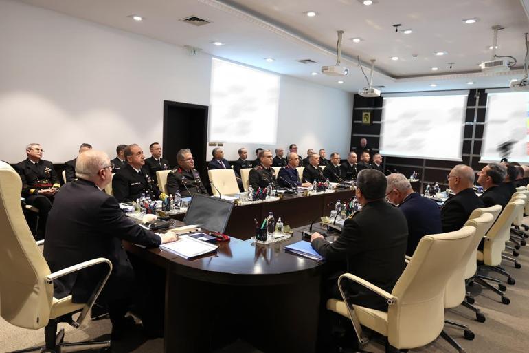 Bakan Güler başkanlığında Yıllık Komutanlar Toplantısı