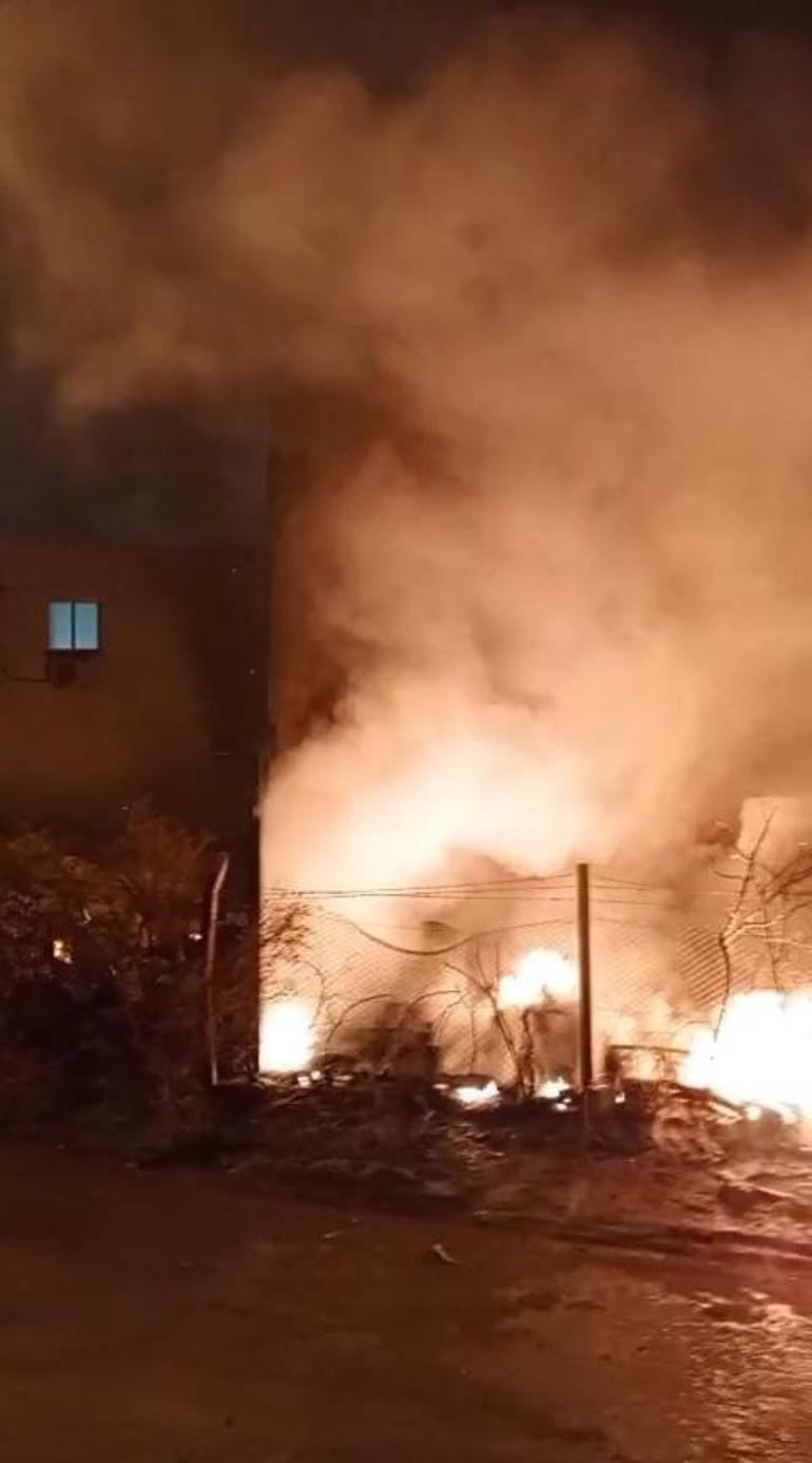 Adanada geri dönüşüm fabrikasında yangın