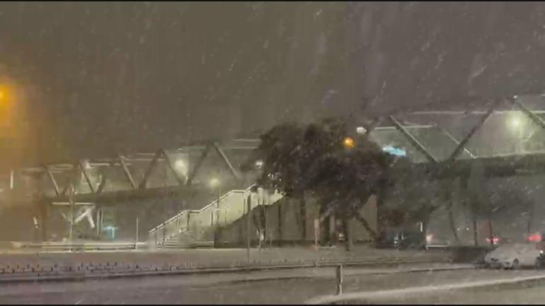 İstanbulda kar yağışı etkili oluyor