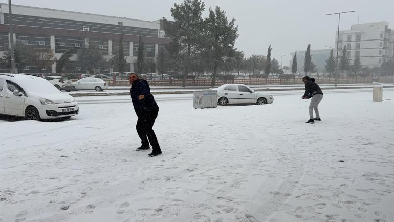 Adıyamanda kar ulaşımı olumsuz etkiledi