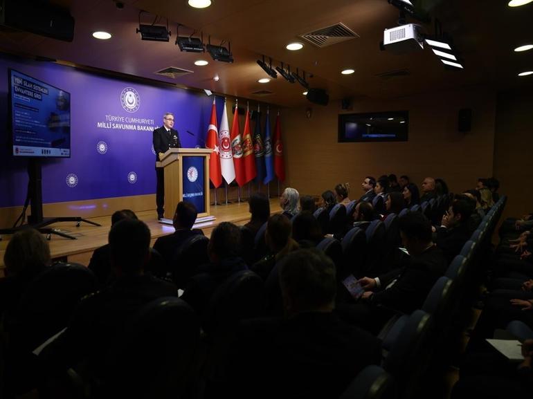 MSB: Suriye inisiyatif almaya karar verirse Türkiye destek olacaktır