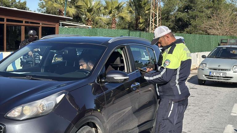 Bodrumda yılbaşı öncesi tedbirler arttı; ilçeye son 24 saatte 10 bin araç giriş yaptı