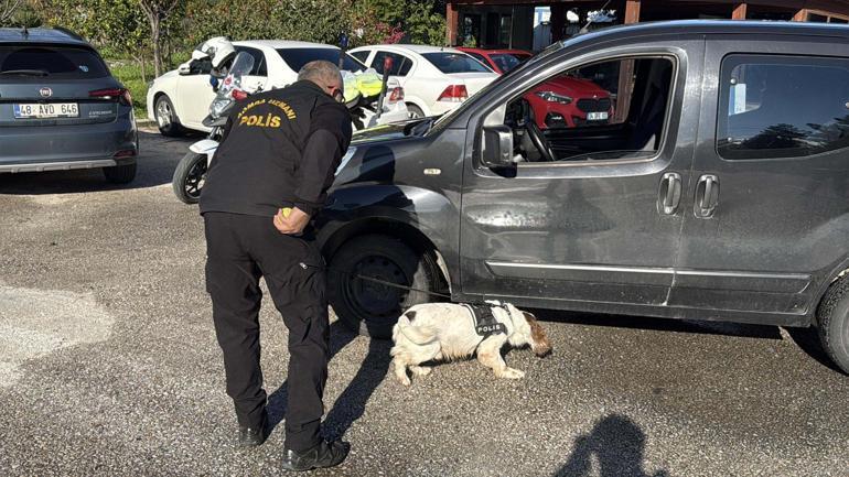 Bodrumda yılbaşı öncesi tedbirler arttı; ilçeye son 24 saatte 10 bin araç giriş yaptı