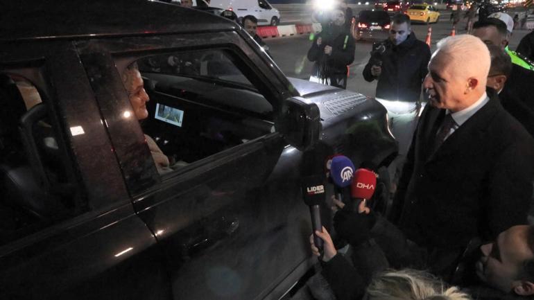 Vali Gül, 15 Temmuz Şehitler Köprüsünde denetimlere katıldı; sürücülerin yeni yılını kutladı