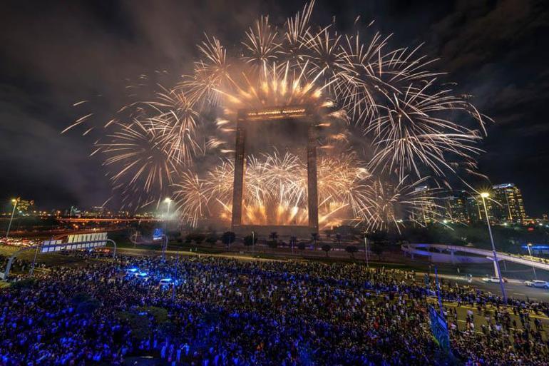 Birleşik Arap Emirlikleri yeni yıla girdi