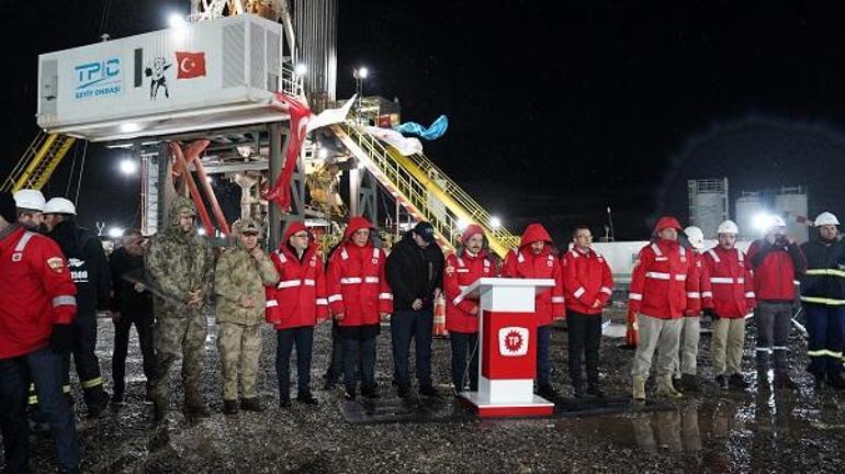 Bakan Bayraktar: Kritik enerji altyapılarının güvenliğiyle alakalı çok uzunca bir süredir çalışıyoruz