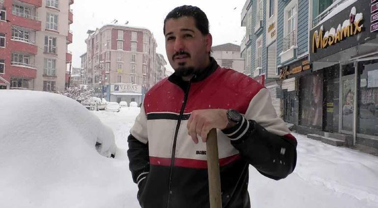 Vanda kardan 671 yerleşim yerinin yolu ulaşıma kapandı