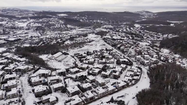 Sarıyer yeni yılın ilk gününde beyaza büründü