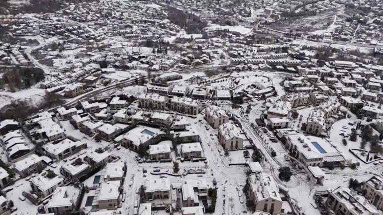 Sarıyer yeni yılın ilk gününde beyaza büründü
