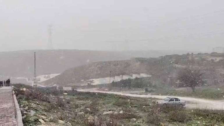 İstanbulda kar yağışı etkili oluyor