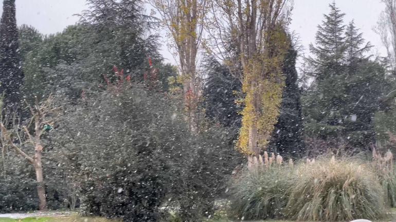 İstanbulda kar yağışı etkili oluyor