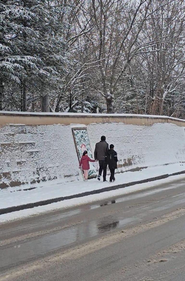 7 yaşındaki Zeynepin bayrak sevgisi