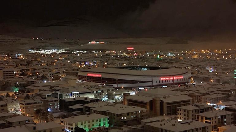 Yurtta kar yağışı etkili oldu; bazı il ve ilçelerde eğitime ara verildi