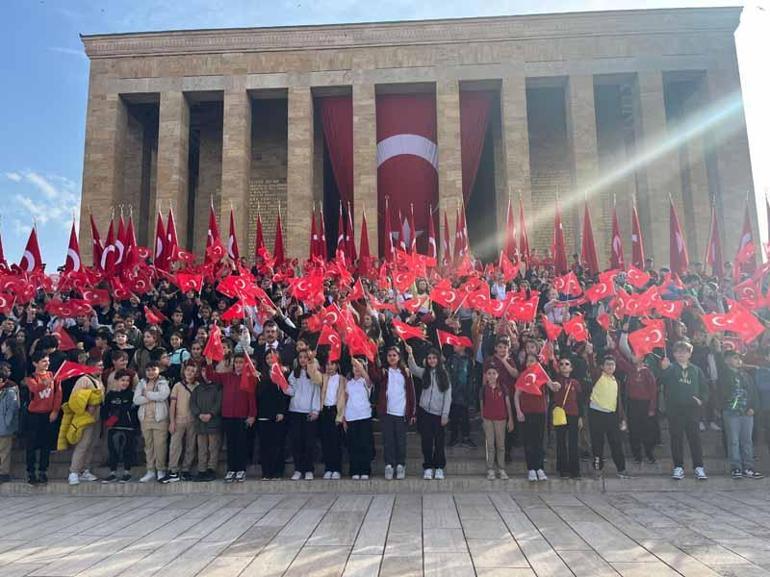 Anıtkabiri 8 milyon 242 bin 170 kişi ziyaret etti