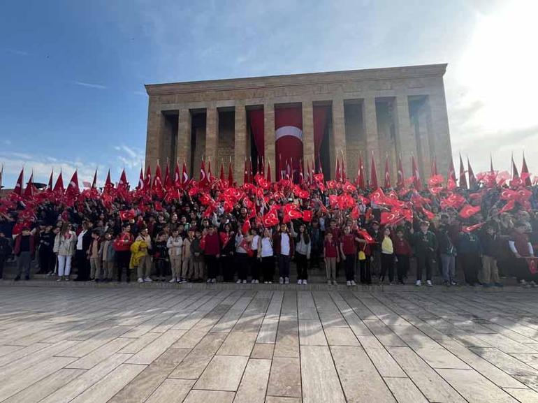 Anıtkabiri 8 milyon 242 bin 170 kişi ziyaret etti