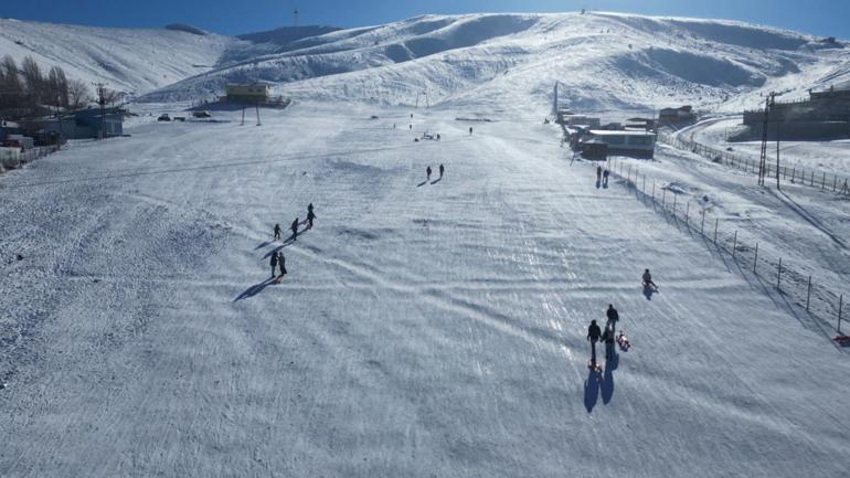 Yurtta kar yağışı etkili oldu; bazı il ve ilçelerde eğitime ara verildi