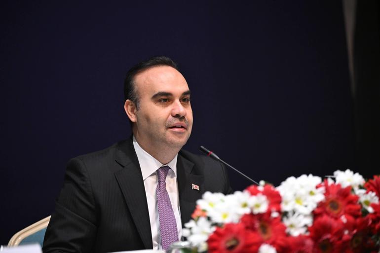 Bakan Kacır: TÜBİTAK uluslararası programlarına 88’i Türk 175 araştırmacı başvurdu