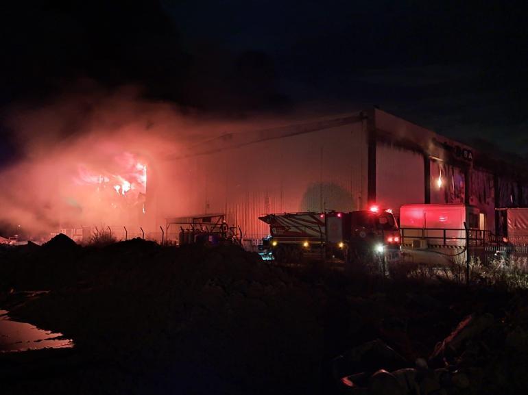 Antalyada soğuk hava deposunda yangın