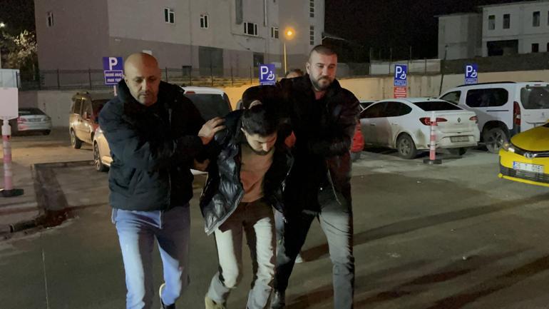 Eskişehir’de otomobil yayaların arasına daldı: 3 ölü