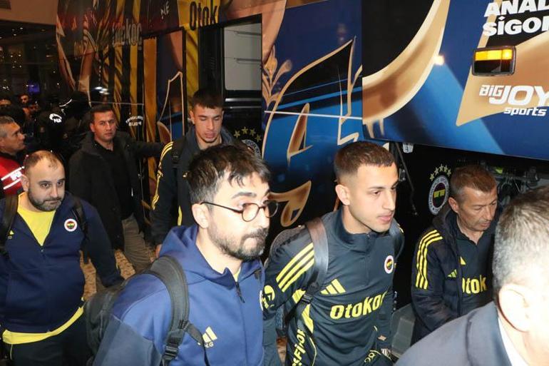 Fenerbahçe kafilesi konaklayacağı otele ulaştı