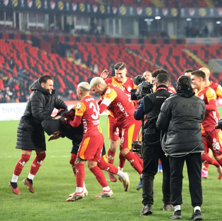 Süper Kupada ilk finalist Galatasaray