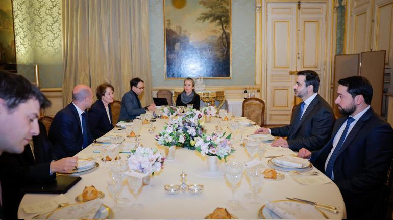 Suriye Dışişleri Bakanı Şeybani, Fransa Dışişleri Bakanı Barrot ile görüştü