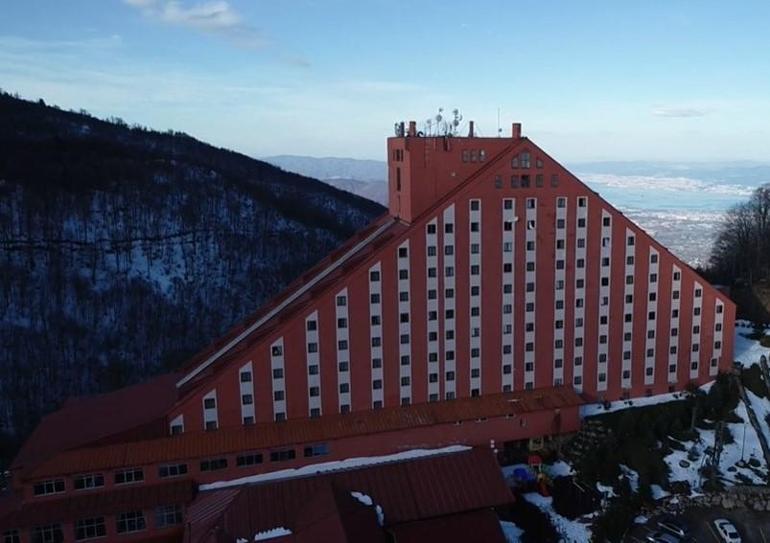 Kartepedeki kayak otelinin ruhsatı iptal edildi