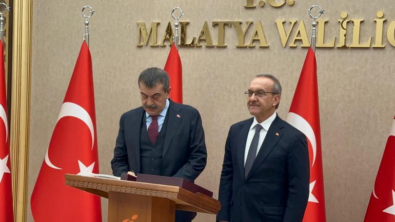 Bakan Tekin: Yaratılıştan olan farklılıkları zenginlik olarak görüyoruz