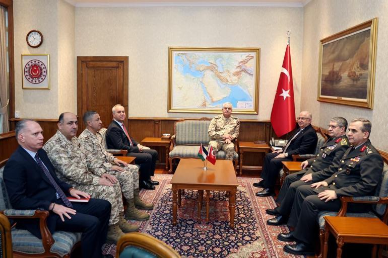 Bakan Güler, Ürdün Genelkurmay Başkanı Al Hnaityi kabul etti