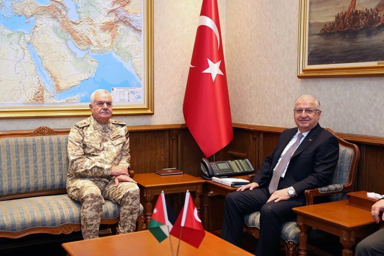 Bakan Güler, Ürdün Genelkurmay Başkanı Al Hnaityi kabul etti