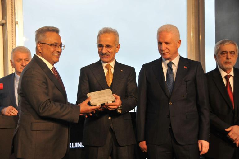 THY’nin 100 milyar lira değerindeki 8 yeni yatırımının temeli atıldı