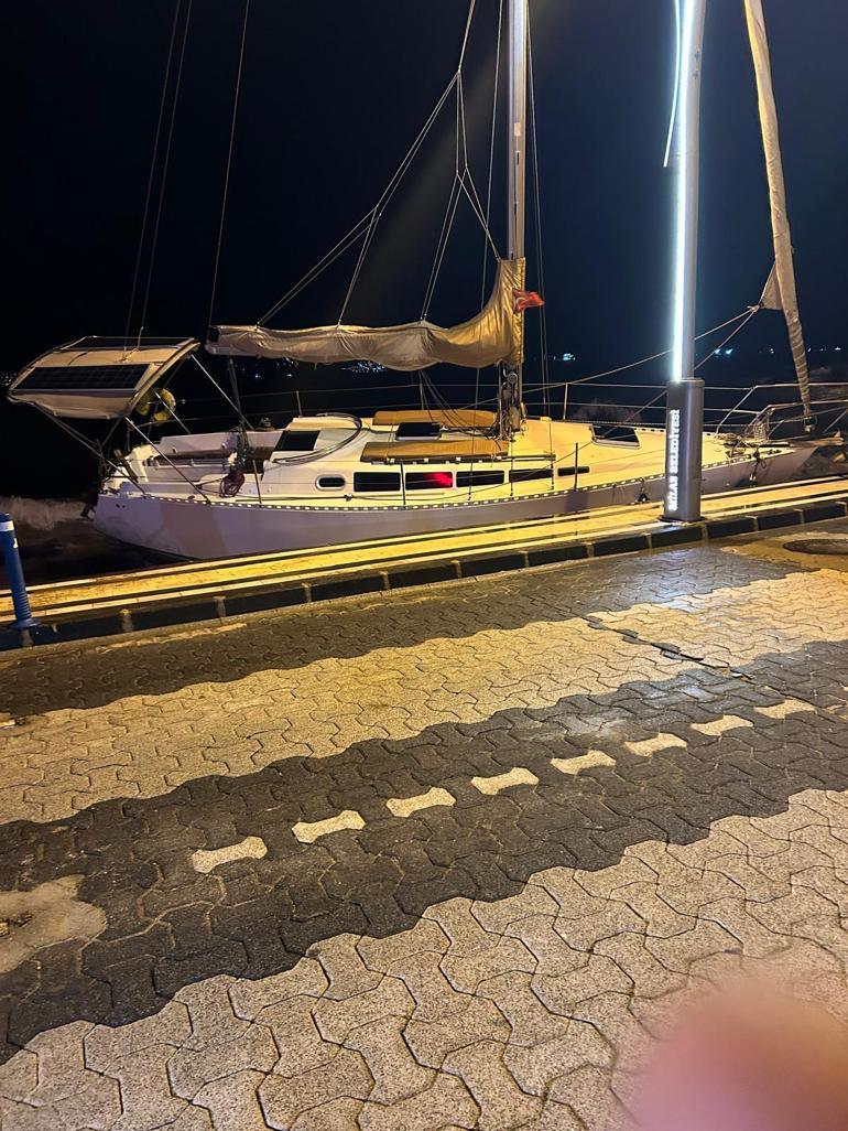 Muğla’da kuvvetli fırtınada 1 yat karaya sürüklendi, 8 balıkçı botu battı