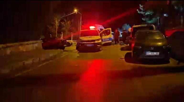 Alacak kavgasında arkadaşını bıçakladı; 1 yaralı, 3 gözaltı