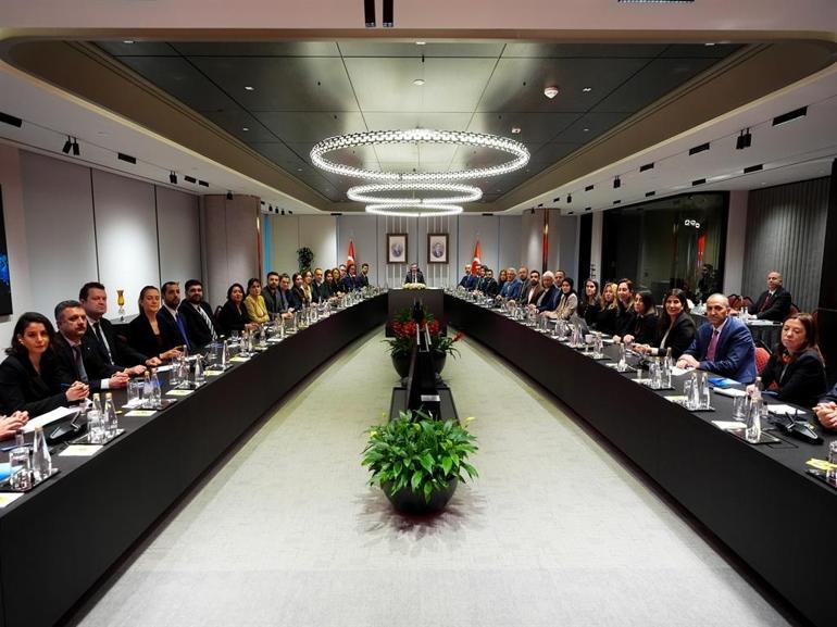 Cevdet Yılmaz: 2026da toplam milli gelirimizin 1,7 trilyon dolara yaklaşmasını bekliyoruz