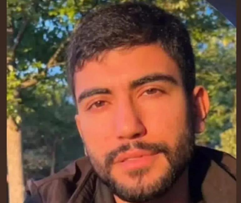 Gaziosmanpaşada firari hükümlü, husumetlisini evinin önünde silahla öldürdü