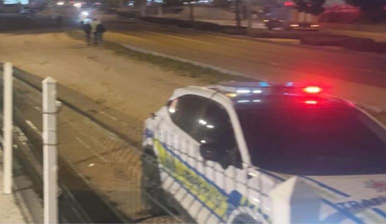 Kuşadası’nda kaldırıma çarpıp, takla atan motosikletin sürücüsü öldü; kaza anı kamerada