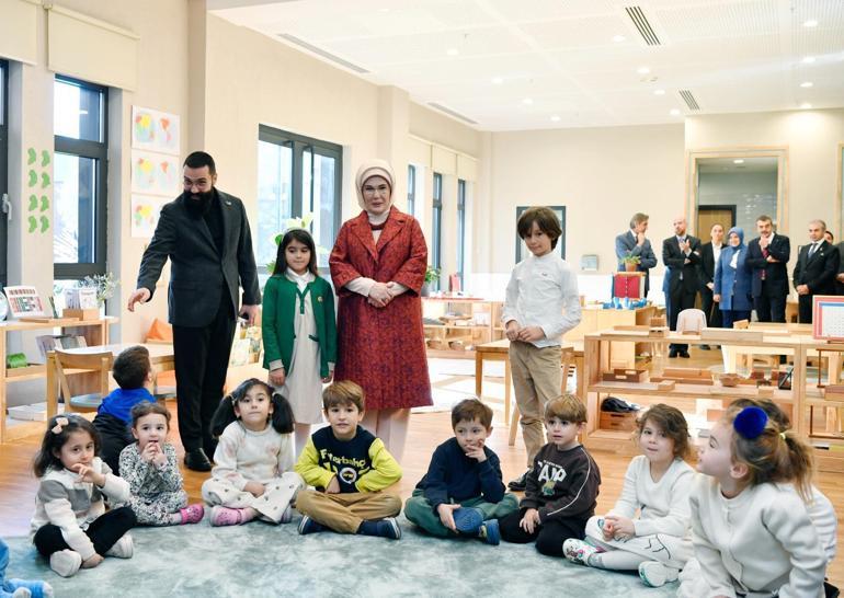 Emine Erdoğan: Kültürel mirasınızla gençler arasında köprüler kuracak bir çaba içinde olmalıyız