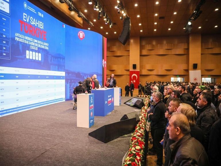 Bakan Kurum: Sosyal Konut projemizin ilk evlerini Mart 2027'de teslim edeceğiz