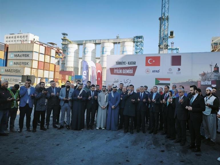 Sudana gidecek yardım gemisi, Mersinden yola çıktı