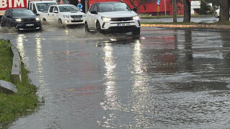 Trakyada sağanak etkili oldu