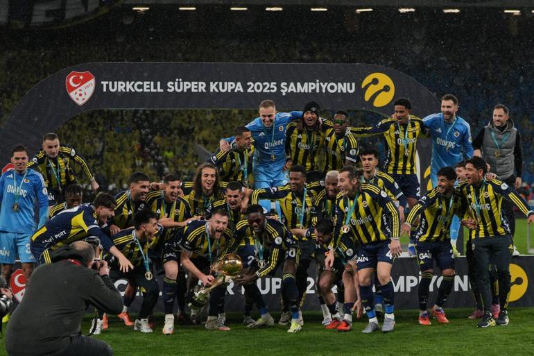 Turkcell Süper Kupa 2025’in sahibi Fenerbahçe oldu