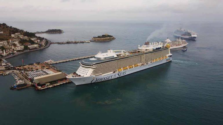 Bakan Uraloğlu: Kruvaziyer yolcu sayısında 2 milyonun üzerine çıktık