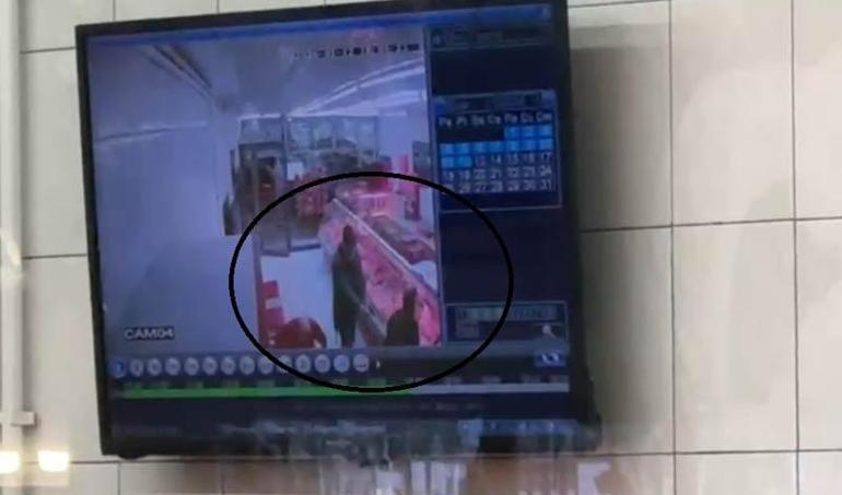 Kasap dükkanında silahlı kavga anı kamerada: 2 yaralı