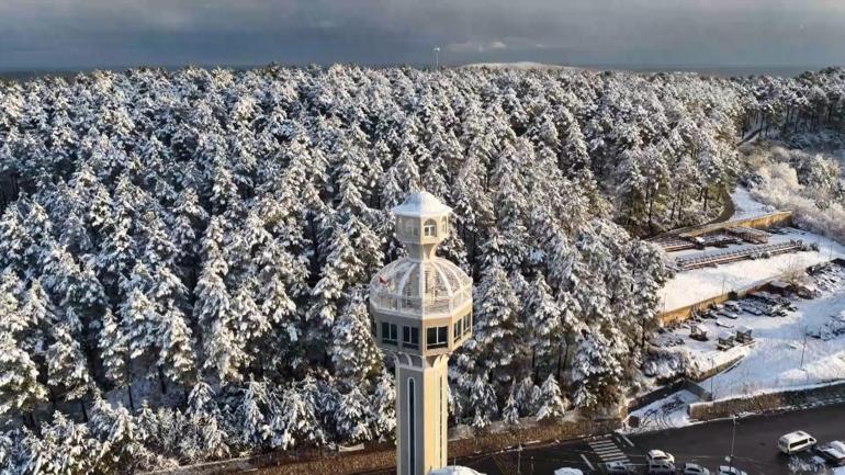 Beykoz’da kar yağışı; seyirlik manzara havadan görüntülendi