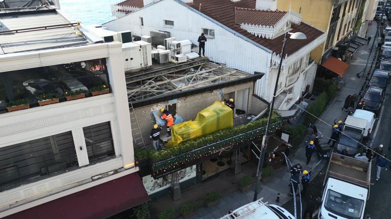 Baylan Pastanesinin kaçak bölümleri yıkıldı