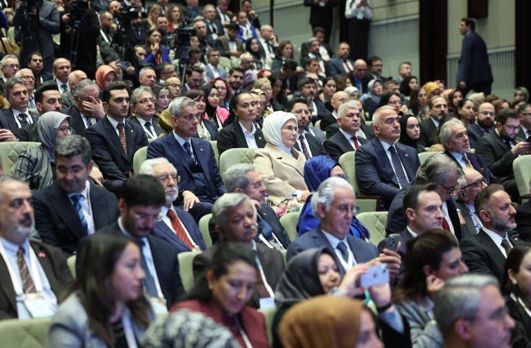 Emine Erdoğan, Tıp ve Kültür-Sanat Sempozyumunda konuştu