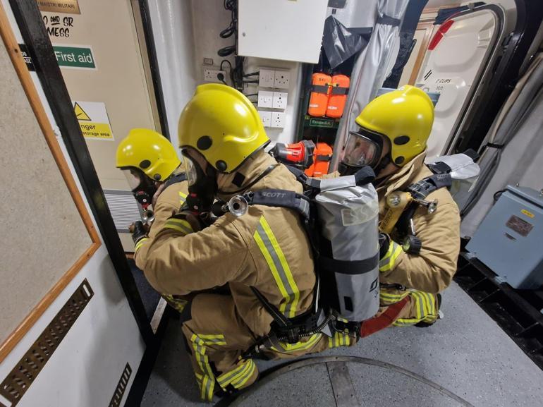 MCM Black Sea unsurları, Bulgaristanın Burgaz Limanını ziyaret etti