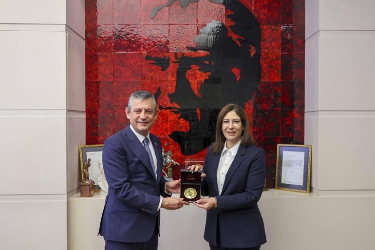 Özgür Özel: Hepimiz adına yatıyorlar