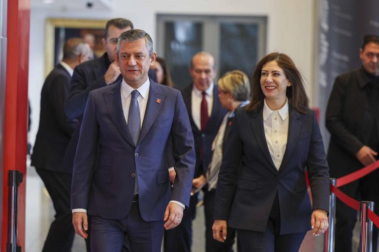 Özgür Özel: Hepimiz adına yatıyorlar